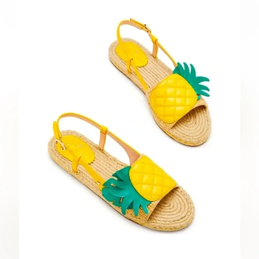 Kate Spade Women’s Size 6.5 Tropical Pineapple Bonnie Sandals Beachy Flats